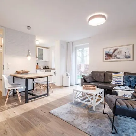 Appartement Strandgefluester, App 1 *