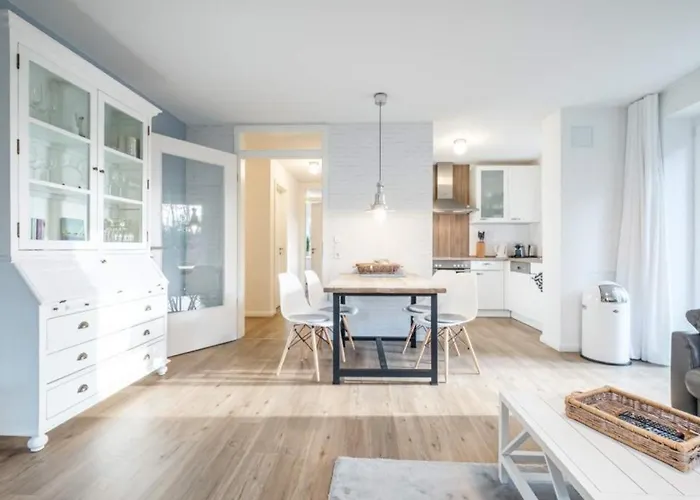 Appartement Strandgefluester, App 1 *